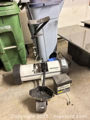 MaxSold Auction: Golf Bag and Caddy B - Toronto (Ontario, Canada) Downsizing Online Auction - Eden Valley Drive