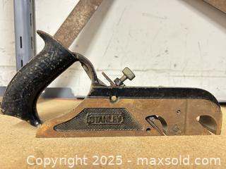 MaxSold Auction: Planes B - Toronto (Ontario, Canada) Downsizing Online Auction - Eden Valley Drive