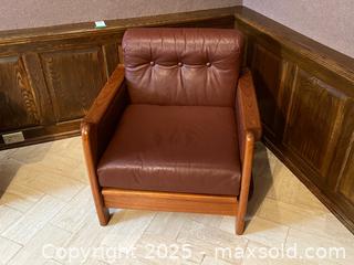 MaxSold Auction: Teak and Leather Armchair - Toronto (Ontario, Canada) Downsizing Online Auction - Eden Valley Drive