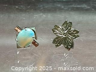 MaxSold Auction: 2 18K White Gold Pins Marked  - Toronto (Ontario, Canada) PARTNER MANAGED Reseller Online Auction - Queen Street West