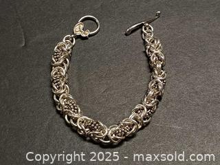 MaxSold Auction: 925 Silver Bracelet Unmarked Tested - Toronto (Ontario, Canada) PARTNER MANAGED Reseller Online Auction - Queen Street West