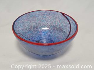 MaxSold Auction: Kosta Boda Bertil Vallien Meridian Series Art Glass Bow 58937l  - Toronto (Ontario, Canada) PARTNER MANAGED Reseller Online Auction - Queen Street West