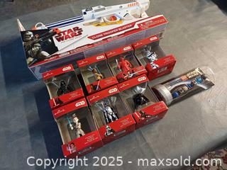 MaxSold Auction: Star Wars Christmas Ornaments and More Lot - Toronto (Ontario, Canada) PARTNER MANAGED Reseller Online Auction - Queen Street West