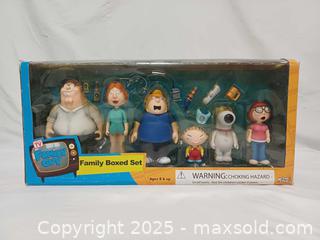 MaxSold Auction: The Family Guy Family Box Set Toy - Toronto (Ontario, Canada) PARTNER MANAGED Reseller Online Auction - Queen Street West