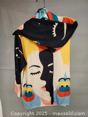 MaxSold Auction: Via Vitale Italy Picasso Style Abtrast Face Print Sweater L - Toronto (Ontario, Canada) PARTNER MANAGED Reseller Online Auction - Queen Street West