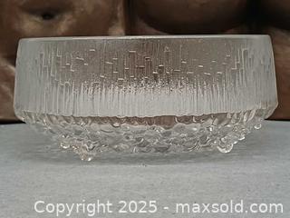 MaxSold Auction: Vintage Iittala Ultima Thule 8"Bowl - Toronto (Ontario, Canada) PARTNER MANAGED Reseller Online Auction - Queen Street West