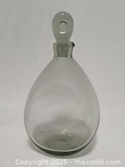MaxSold Auction: Vintage MCM HOLMEGAARD York 10.5" Smoke Gray Glass Decanter Per Lutken - Toronto (Ontario, Canada) PARTNER MANAGED Reseller Online Auction - Queen Street West