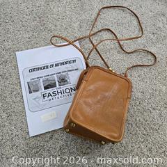 MaxSold Auction: Coach Vintage Cashin Carry Double Entry Brown Leather Shoulder Bag with Double-Frame Kiss Lock - Ashland (Massachusetts, USA) PARTNER MANAGED Downsizing Online Auction - Old Connecticut Path