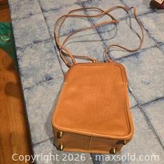MaxSold Auction: Coach Vintage Cashin Carry Double Entry Brown Leather Shoulder Bag with Double-Frame Kiss Lock - Ashland (Massachusetts, USA) PARTNER MANAGED Downsizing Online Auction - Old Connecticut Path