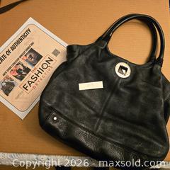 MaxSold Auction: Kate Spade Coulston Wheeler Handle Bag Black Leather Medium Shoulder Bag - Ashland (Massachusetts, USA) PARTNER MANAGED Downsizing Online Auction - Old Connecticut Path