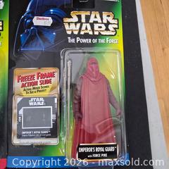 MaxSold Auction: Kenner Star Wars: The Power of the Force Action Figure Carded Set - Ashland (Massachusetts, USA) PARTNER MANAGED Downsizing Online Auction - Old Connecticut Path