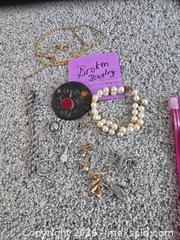 MaxSold Auction: Mixed Jewelry Lot — Approximately 35–45 Pieces - Ashland (Massachusetts, USA) PARTNER MANAGED Downsizing Online Auction - Old Connecticut Path