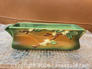MaxSold Auction: Roseville Rectangular Glazed Ceramic Planter / Cachepot - Ashland (Massachusetts, USA) PARTNER MANAGED Downsizing Online Auction - Old Connecticut Path