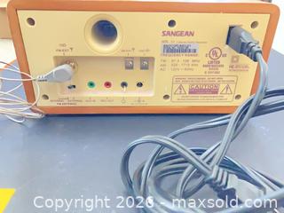 MaxSold Auction: Sangean WR-11 2-Band Tabletop AM/FM Radio Receiver - Ashland (Massachusetts, USA) PARTNER MANAGED Downsizing Online Auction - Old Connecticut Path