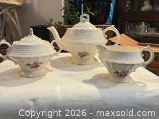 MaxSold Auction: Spode 'Billingsley Rose' Dinnerware Set — 35+ Pieces - Ashland (Massachusetts, USA) PARTNER MANAGED Downsizing Online Auction - Old Connecticut Path