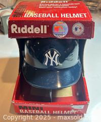 MaxSold Auction: NEW YORK YANKEES Unsigned Riddell Mini Helmet - Parker (Colorado, USA) SELLER MANAGED Commercial Liquidation Online Auction - Heritage Oak Drive
