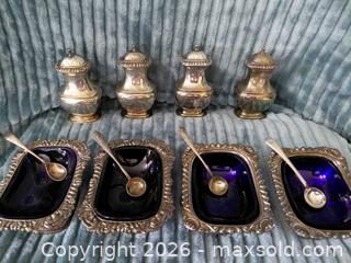 MaxSold Auction: 4 Salt Shakers & 4 Salt Bowls with Spoons - Fair Oaks (California, USA) PARTNER MANAGED Moving Online Auction - Cocoa Palm Way