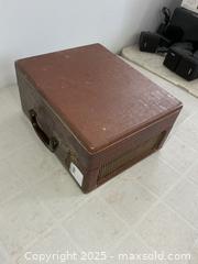 MaxSold Auction: Antique Record Player A - Kingston (Ontario, Canada) PARTNER MANAGED Downsizing Online Auction - County Road 38, Elginburg (STORAGE)