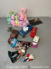 MaxSold Auction: Toys And More A - Kingston (Ontario, Canada) PARTNER MANAGED Downsizing Online Auction - County Road 38, Elginburg (STORAGE)