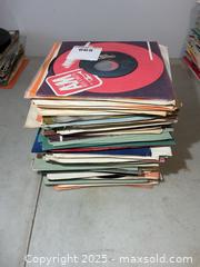 MaxSold Auction: Vintage Rock 45s A - Kingston (Ontario, Canada) PARTNER MANAGED Downsizing Online Auction - County Road 38, Elginburg (STORAGE)