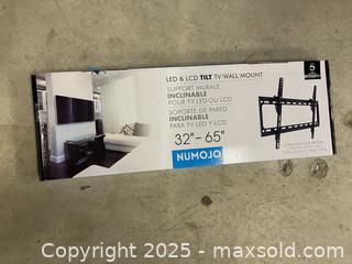 MaxSold Auction: TV Mount (32”-65”) - Toronto (Ontario, Canada) SELLER MANAGED Moving Online Auction - Kennedy Road (STORAGE)