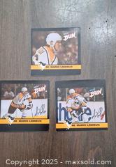 MaxSold Auction: Mario Lemieux Clark Bun Hockey Card Set - Kingston (Ontario, Canada) SELLER MANAGED Downsizing Online Auction - Birchwood Drive