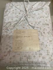 MaxSold Auction: Homeware equipment and new bedsheets  - Vancouver (British Columbia, Canada) SELLER MANAGED Downsizing Online Auction - West Broadway (CONDO)