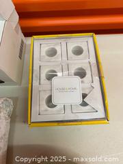 MaxSold Auction: Homeware equipment and new bedsheets  - Vancouver (British Columbia, Canada) SELLER MANAGED Downsizing Online Auction - West Broadway (CONDO)