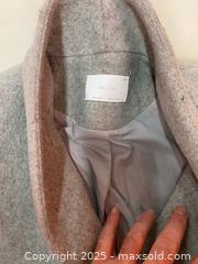 MaxSold Auction: Oak and fort womans winter jacket - Vancouver (British Columbia, Canada) SELLER MANAGED Downsizing Online Auction - West Broadway (CONDO)