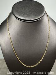 MaxSold Auction: 18” 10K GOLD Necklace - Marked  - Toronto (Ontario, Canada) SELLER MANAGED Reseller Online Auction - Chesswood Drive