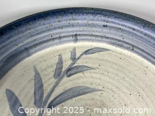 MaxSold Auction: (2) Signed Of Potteryware Pieces - Toronto (Ontario, Canada) SELLER MANAGED Reseller Online Auction - Chesswood Drive