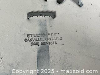 MaxSold Auction: (5) Assorted Citiscapes Stone Wall Sculptures and More - Toronto (Ontario, Canada) SELLER MANAGED Reseller Online Auction - Chesswood Drive