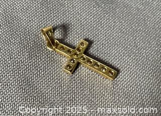 MaxSold Auction: 750 (18K) + 10K GOLD Cross Pendants - Marked  - Toronto (Ontario, Canada) SELLER MANAGED Reseller Online Auction - Chesswood Drive
