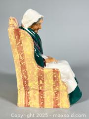 MaxSold Auction: 7” ROYAL DOULTON Porcelain Figurine - Toronto (Ontario, Canada) SELLER MANAGED Reseller Online Auction - Chesswood Drive