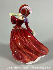 MaxSold Auction: 8” ROYAL DOULTON Porcelain Figurine - Toronto (Ontario, Canada) SELLER MANAGED Reseller Online Auction - Chesswood Drive