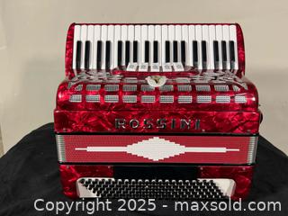 MaxSold Auction: ROSSINI Piano Accordion with Carrying Case - Toronto (Ontario, Canada) SELLER MANAGED Reseller Online Auction - Chesswood Drive