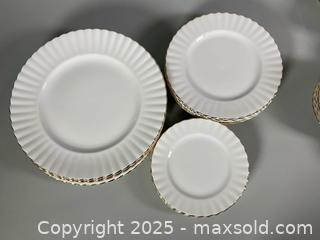 MaxSold Auction: ROYAL ALBERT Val D’or Bone China Dishes  - Toronto (Ontario, Canada) SELLER MANAGED Reseller Online Auction - Chesswood Drive