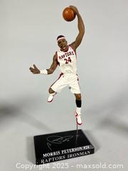 MaxSold Auction: Sports Memorabilia  - Toronto (Ontario, Canada) SELLER MANAGED Reseller Online Auction - Chesswood Drive