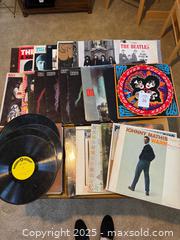 MaxSold Auction: Retro, Classic &#38; Rock’n roll Vinyl records - Los Angeles (California, USA) SELLER MANAGED Moving Online Auction - Redwing Street