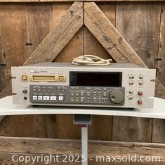 MaxSold Auction: Tascam DA-60 Stereo DAT Recorder  - Toronto (Ontario, Canada) SELLER MANAGED Commercial Liquidation Online Auction - Clinton Street