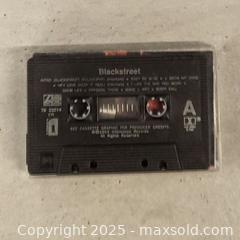 MaxSold Auction: Blackstreet - Toronto (Ontario, Canada) SELLER MANAGED Downsizing Online Auction - Torbarrie Road (STORAGE)