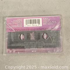 MaxSold Auction: Fever For The Flavor  - Toronto (Ontario, Canada) SELLER MANAGED Downsizing Online Auction - Torbarrie Road (STORAGE)