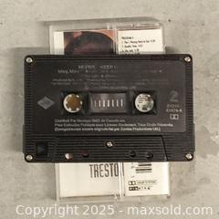 MaxSold Auction: Keep It Going On - Toronto (Ontario, Canada) SELLER MANAGED Downsizing Online Auction - Torbarrie Road (STORAGE)