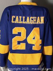 MaxSold Auction: Retro Los Angeles Kings Jersey  - Toronto (Ontario, Canada) SELLER MANAGED Downsizing Online Auction - Torbarrie Road (STORAGE)