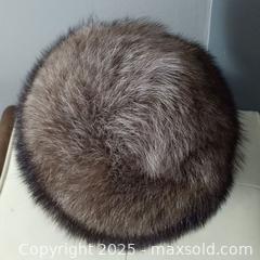 MaxSold Auction: Vintage Fur Hat  - Toronto (Ontario, Canada) SELLER MANAGED Downsizing Online Auction - Torbarrie Road (STORAGE)
