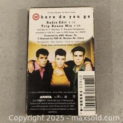 MaxSold Auction: Where Do You Go - Toronto (Ontario, Canada) SELLER MANAGED Downsizing Online Auction - Torbarrie Road (STORAGE)