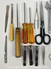 MaxSold Auction: Handy Household Tool Collection - Campbell (California, USA) PARTNER MANAGED Estate Sale Online Auction - Dell Avenue