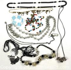 MaxSold Auction: Lot of Costume Jewelry Necklaces - Campbell (California, USA) PARTNER MANAGED Estate Sale Online Auction - Dell Avenue