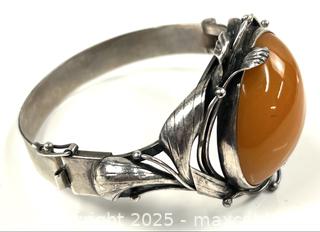 MaxSold Auction: Vintage Sterling Silver and Amber Bracelet - Campbell (California, USA) PARTNER MANAGED Estate Sale Online Auction - Dell Avenue