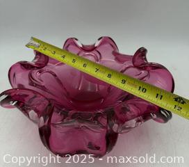 MaxSold Auction: Vetri Di Murano purple ruffled art glass bowl - Hatboro (Pennsylvania, USA) PARTNER MANAGED Estate Sale Online Auction - Jacksonville Road